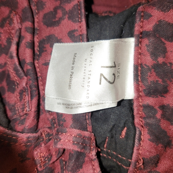 Social Standard by Sanctuary Ankle Skinny Pants Cheetah Print Size 12 Mid Rise - Picture 4 of 5